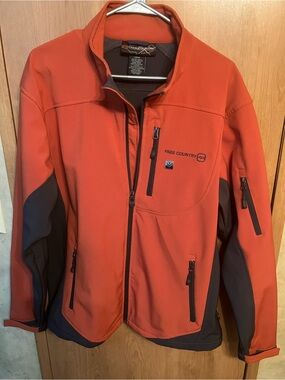 Free Country Men's Large Orange Softshell Jacket with Gray Accents